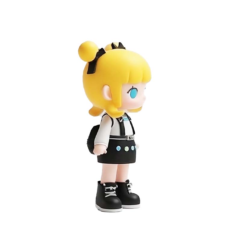 Custom Popmart Style Vinyl Figure Custom Popmart Style Vinyl Figure - Image 3